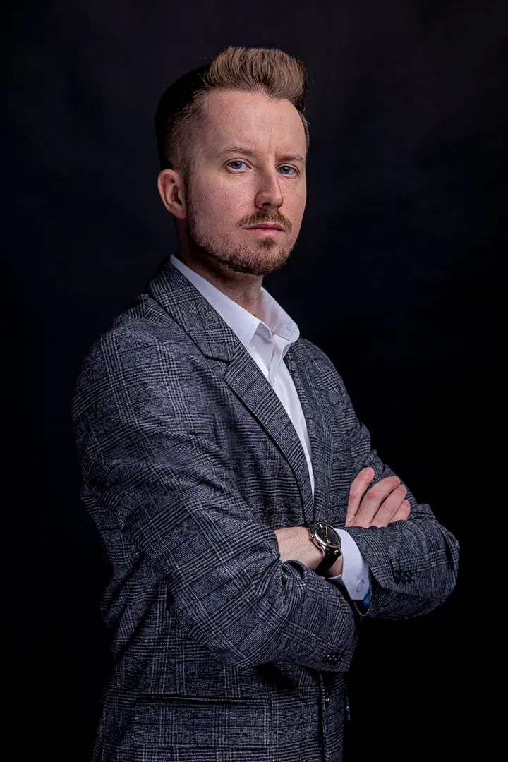 Tomasz Szczepański – prawnik i aplikant radcowski